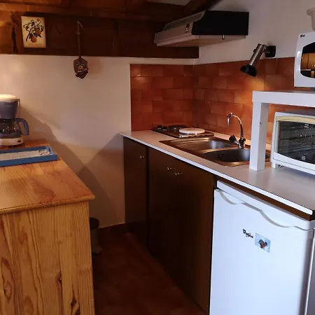 Ensoleille A Notre-dame-de-bellecombe, Proche Pistes, Balcon, Parking, Casier A Ski, 4 Pers. - Fr-1-595-28 Apartment *