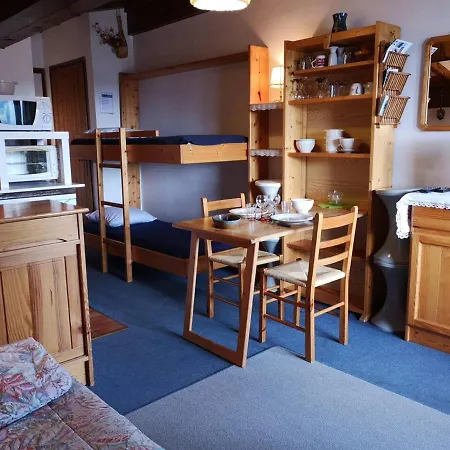 Ensoleille A Notre-dame-de-bellecombe, Proche Pistes, Balcon, Parking, Casier A Ski, 4 Pers. - Fr-1-595-28 *